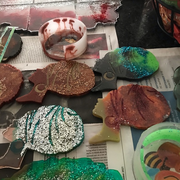 Black Girl Magic! The Head-wrapped Lady Coasters. A set of 4 and a holder. - Picture 10 of 11